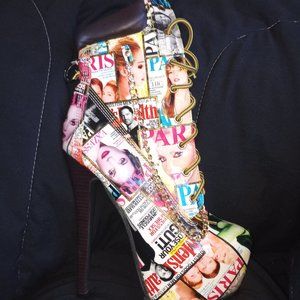 Bella Luna Magazine Print Stiletto Boots SZ 9